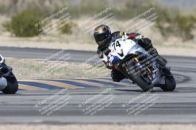 media/Jan-15-2026-Racers Edge (Thu) [[dfebeb70ab]]/3-B Group/Session 4 (Turn 5)/